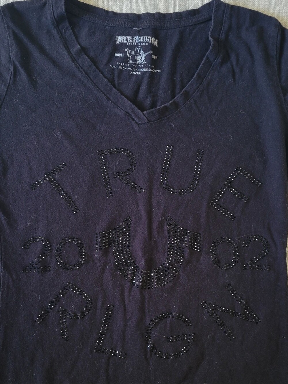Y2k True Religion Black Rhinestone Logo Too V-Neck Bling 2000s Tee Short Sleeve